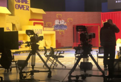 娱乐活动视频,视频中的欢乐时光回顾