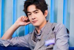 脸歪歪的搞笑演员,揭秘脸歪歪搞笑演员的喜剧魅力