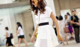 娱乐吃瓜酱清洗白衣服,娱乐吃瓜酱教你一招