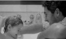 男女一起洗澡图片