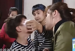 娱乐圈表演型人格,舞台上的光芒与背后的故事